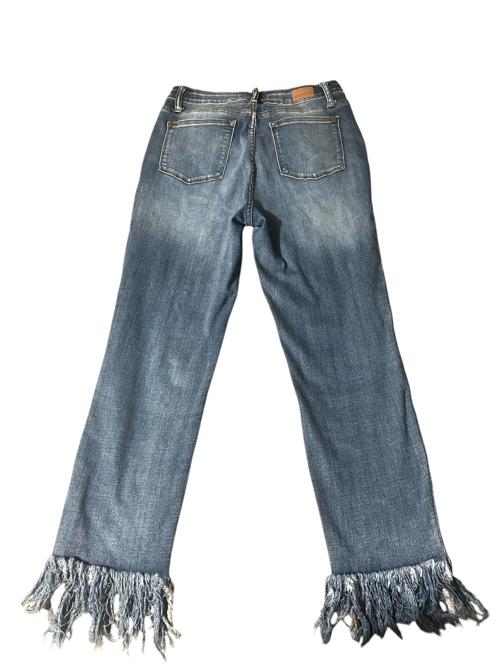 Judy Blue Size 29 Relaxed
Crop Jeans Fringe
Hem Distressed
Denim - Picture 4 of 8